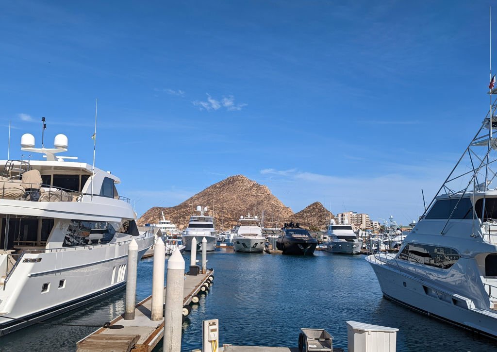 luxury yacht rental cabo san lucas